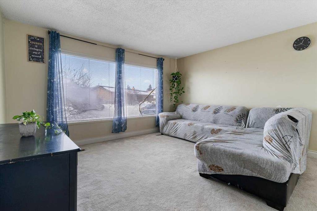 Fourth View of 10415 92a Street , Hillside, Grande Prairie, Alberta, t8V3v6