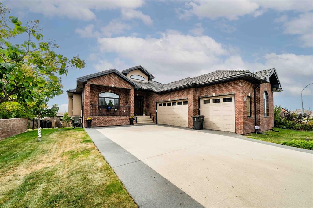 27 Desert Blume Gate , A2291734, Alberta,