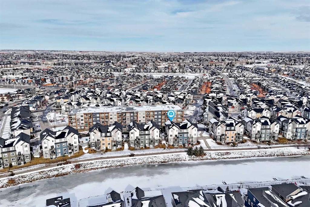 Fourth View of 294 Canals Crossing SW, Canals, Airdrie, Alberta, T4B 4L3