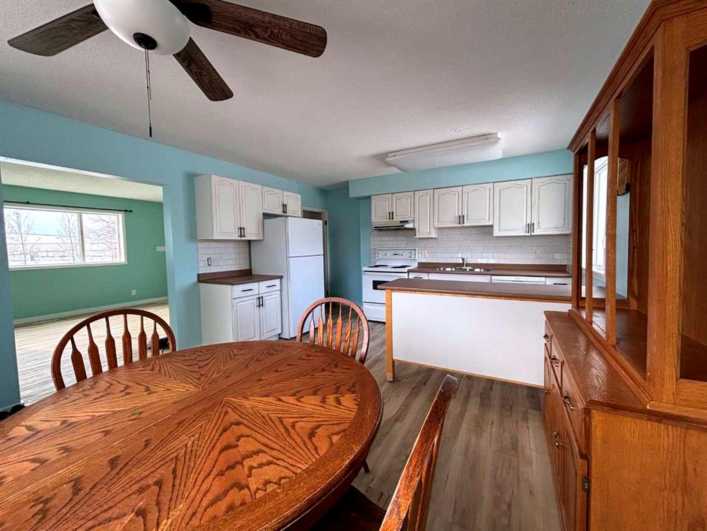 Fourth View of 88, 305 5 St.  , Wainwright, Wainwright, Alberta, T9W 1A6