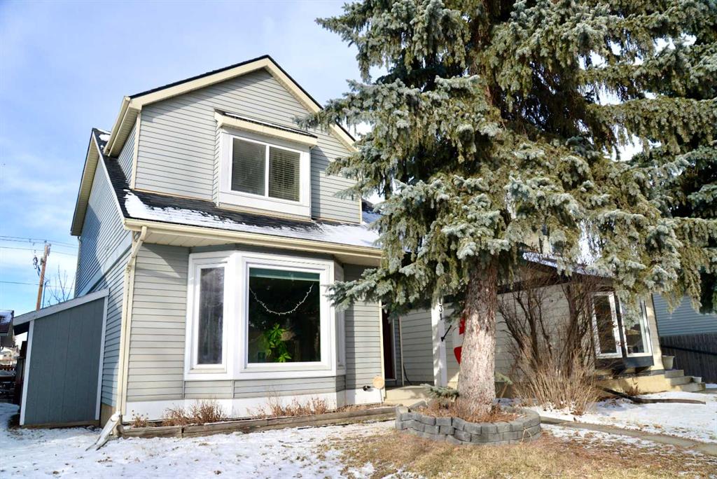 131 Erin Woods Drive SE, A2291781, Alberta,