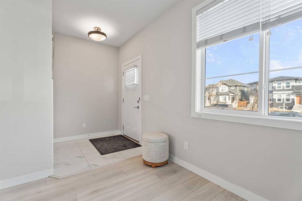 Fourth View of 17 Creekstone Drive SW, Pine Creek, Calgary, Alberta, T2X 4Y2