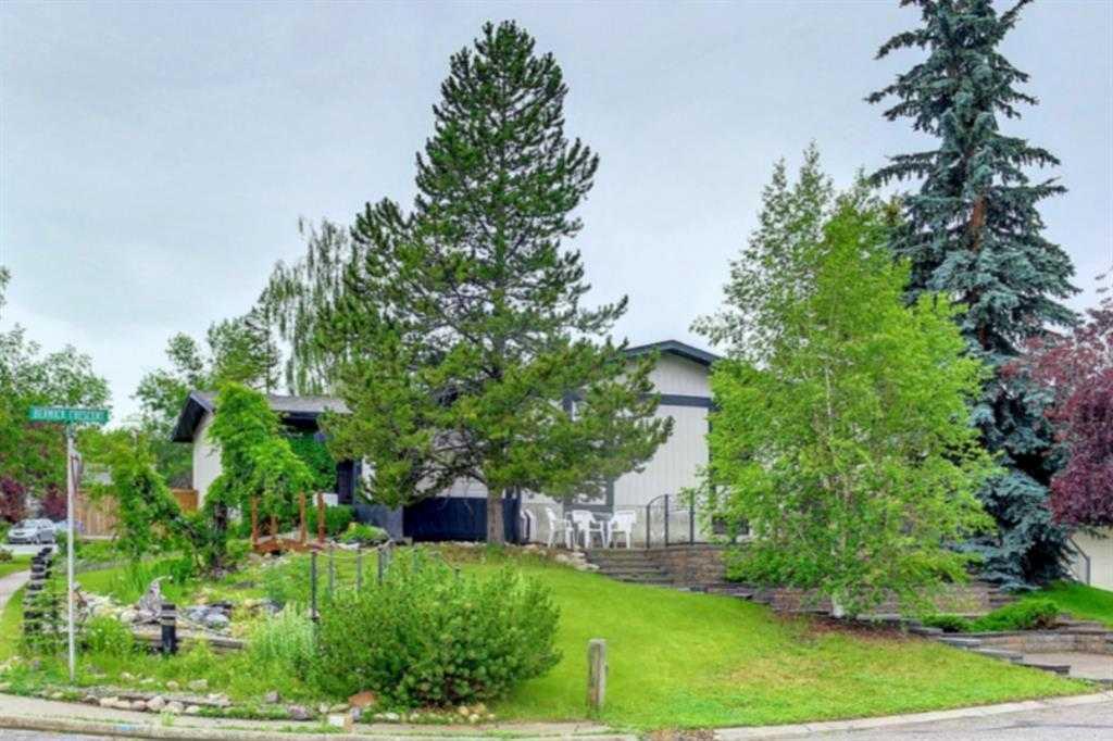 3 Berwick Crescent NW, A2291794, Alberta,