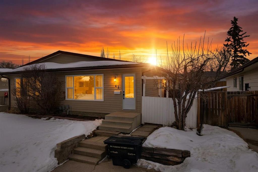 Third View of 42 Valley Crescent  , Fairway Heights Extension, Lacombe, Alberta, T4L 1R9