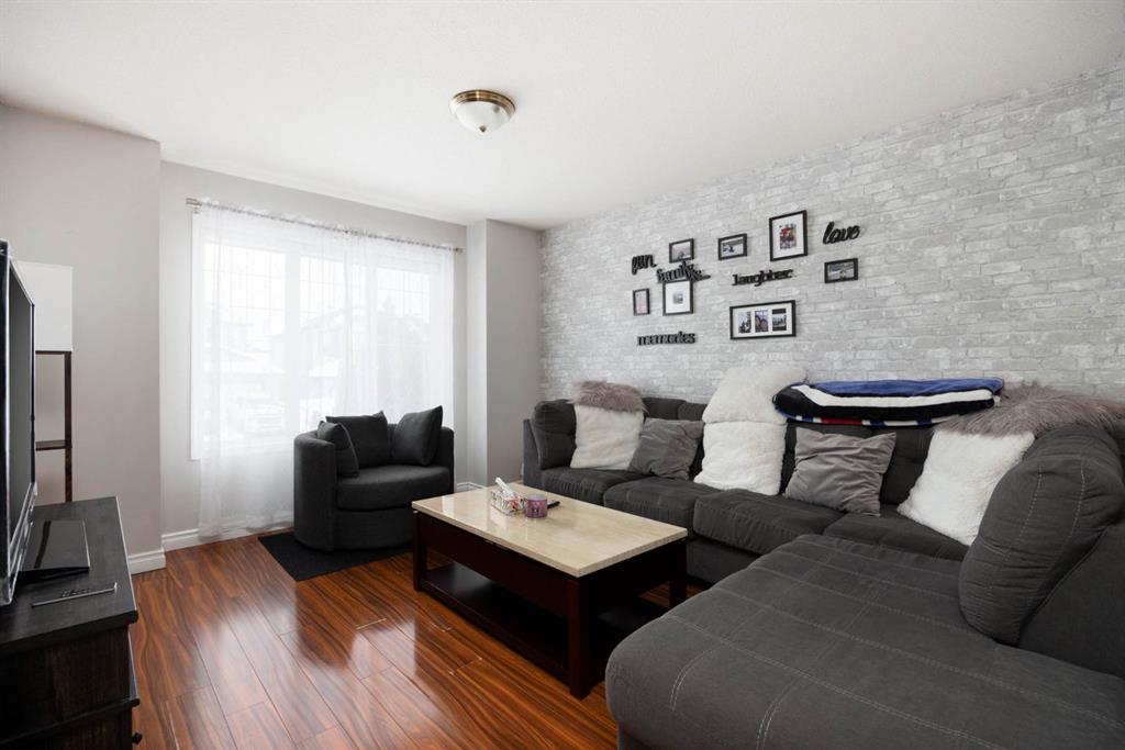 Fourth View of 216 Parry Crescent , Timberlea, Fort McMurray, Alberta, T9K 0A4