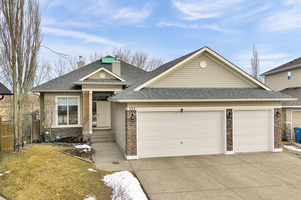 151 Hawkmere View , A2291921, Alberta,