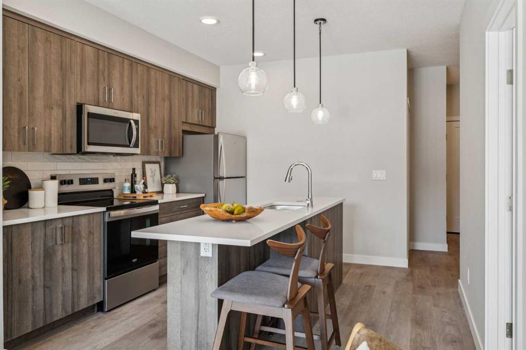 Fifth View of 208, 655 Shawnee Square SW, Shawnee Slopes, Calgary, Alberta, T2Y 1E3