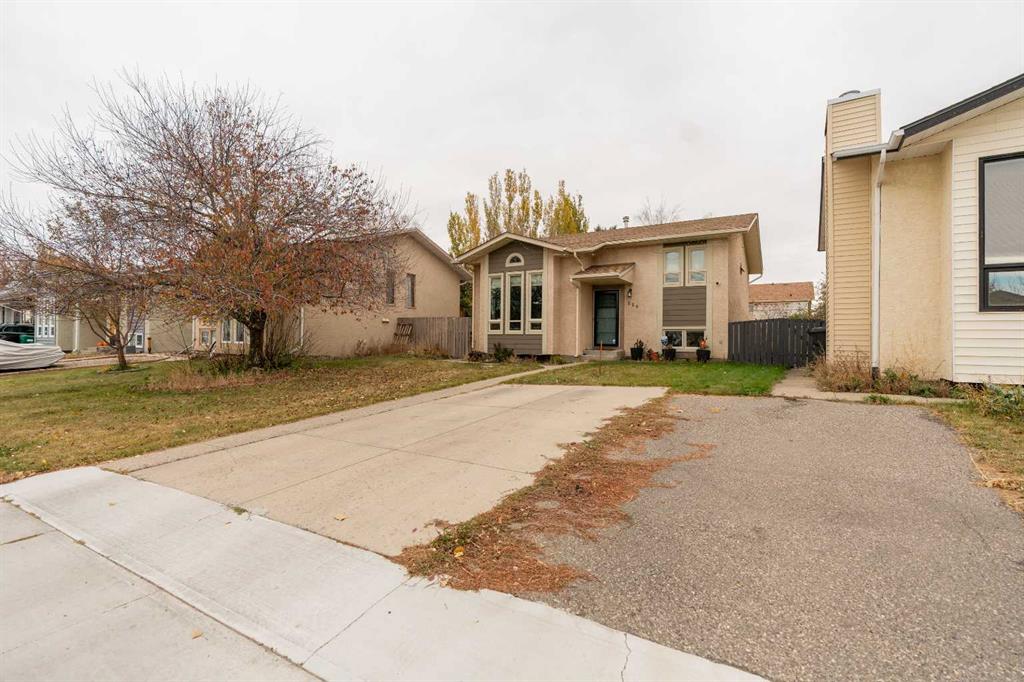 Fourth View of 224 Mt Crandell Crescent W, Mountain Heights, Lethbridge, Alberta, T1K 6M8