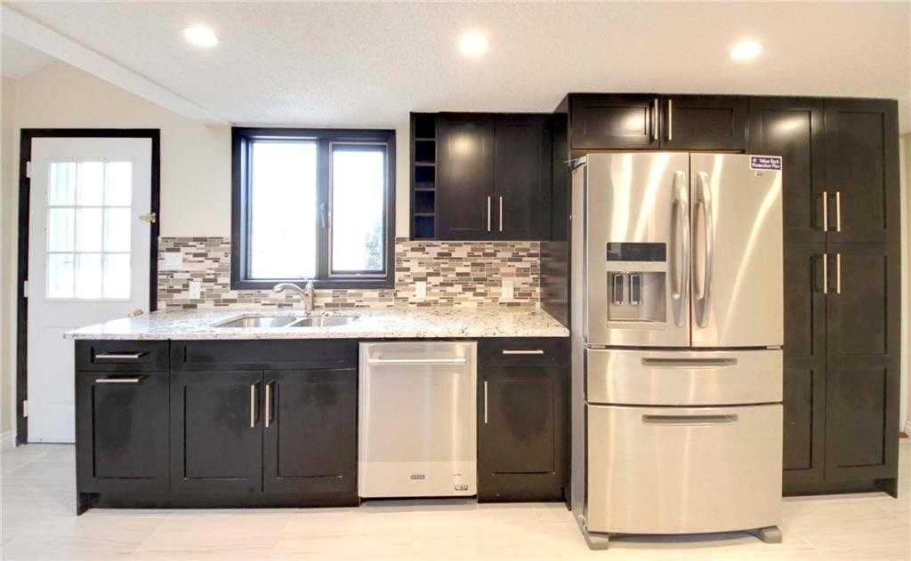 Fifth View of 919 1 Street NW, Crescent Heights, Calgary, Alberta, T2M 2R9