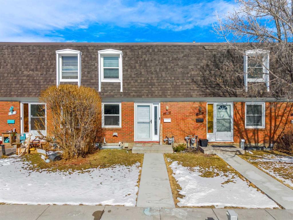 19, 330 Canterbury Drive SW, A2292120, Alberta,
