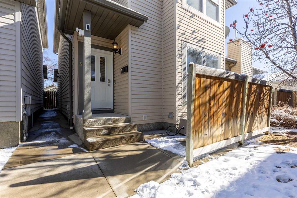5, 635 6 Street S, A2292215, Alberta,