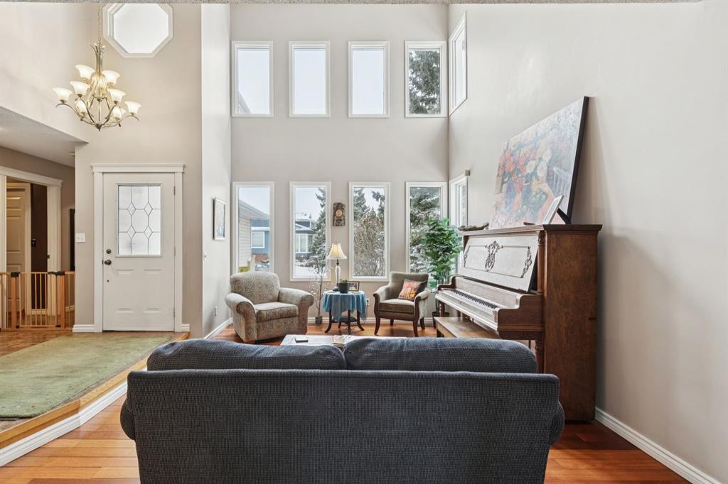 Third View of 4 Wood Valley Rise SW, Woodbine, Calgary, Alberta, T2W 5X5