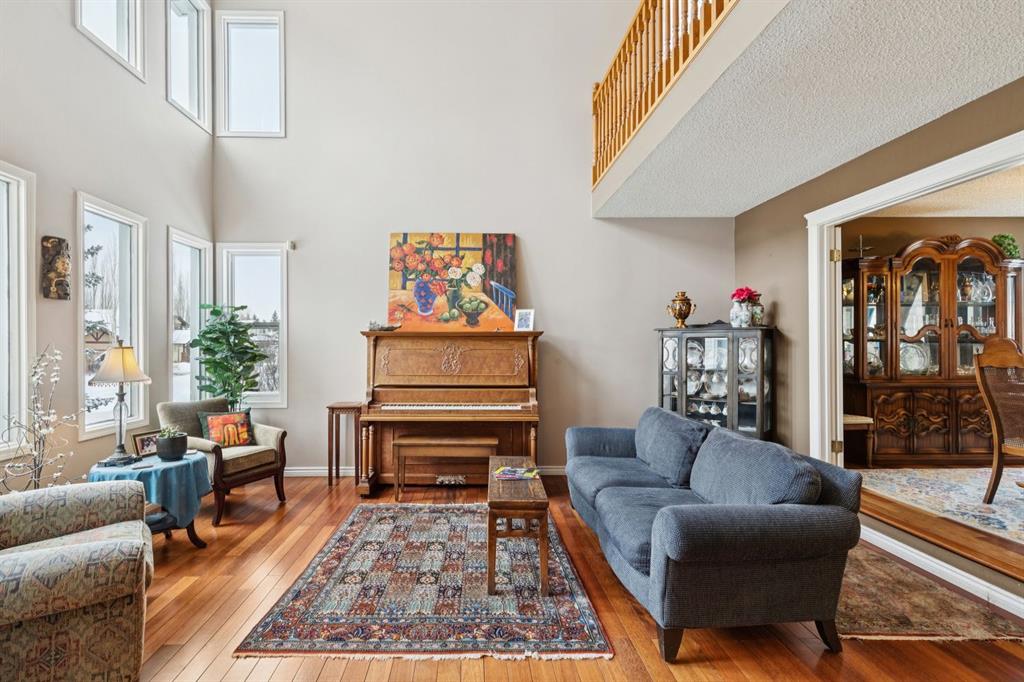 Fourth View of 4 Wood Valley Rise SW, Woodbine, Calgary, Alberta, T2W 5X5