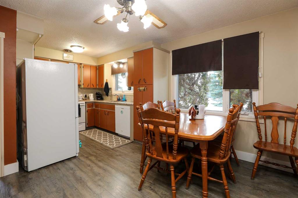 Third View of 4921 55 Avenue , NONE, Taber, Alberta, T1G 1H4