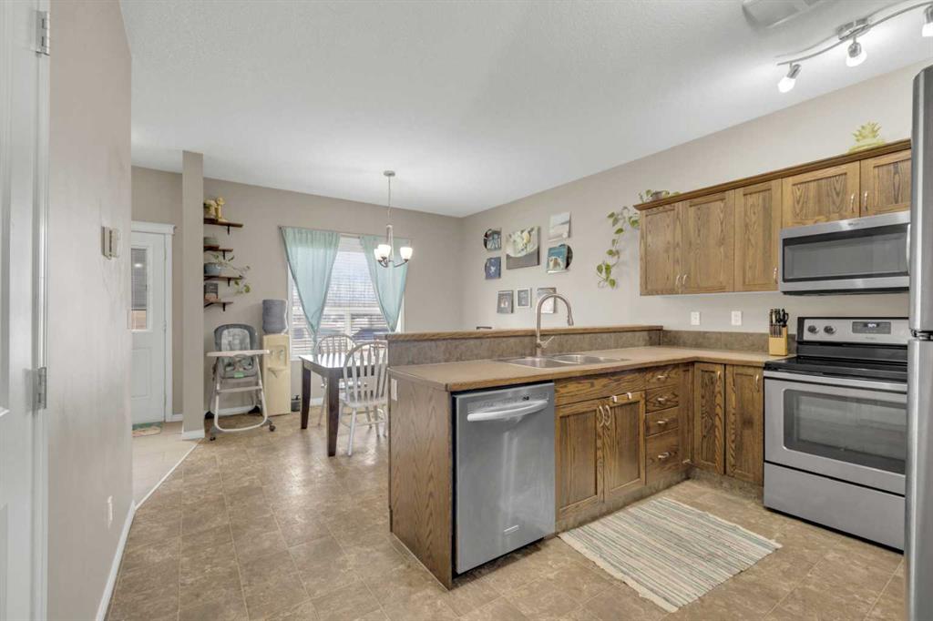 Fifth View of 110, 50 Lucky Place , Lakeway Landing, Sylvan Lake, Alberta, T4S 0E3