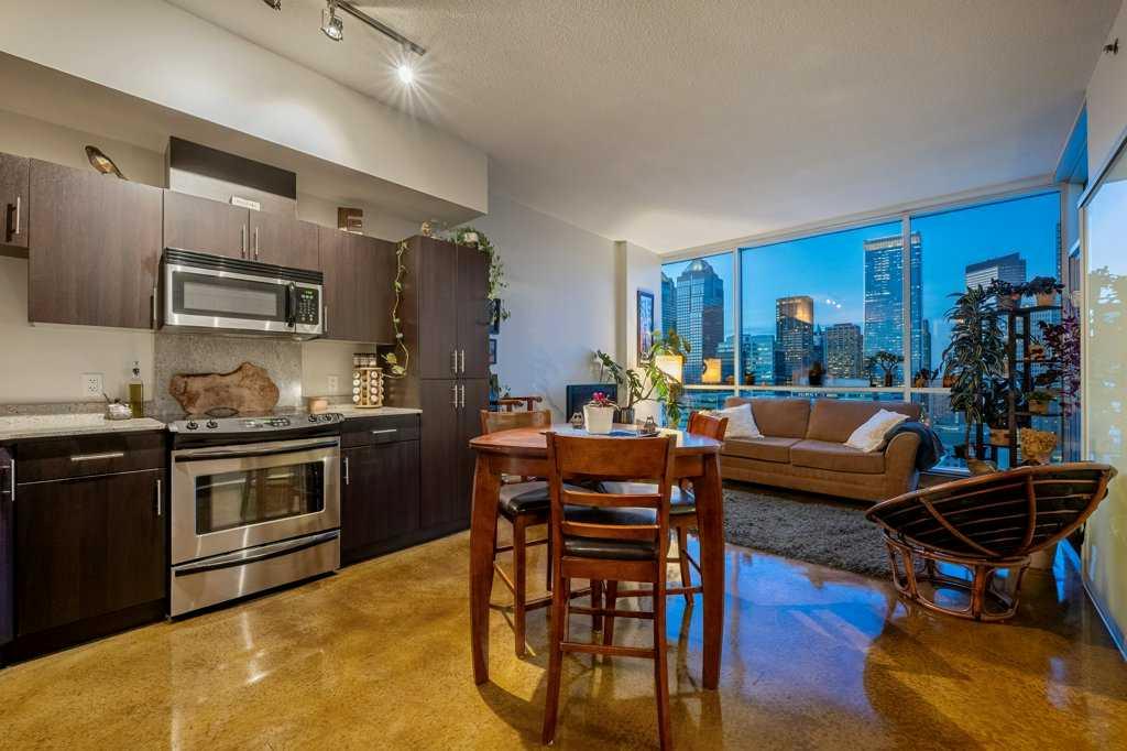 Third View of 1703, 135 13 Avenue SW, Beltline, Calgary, Alberta, T2R 0W8