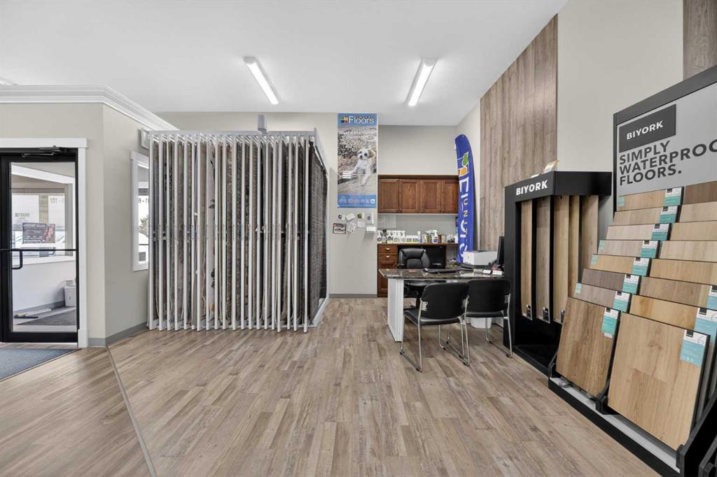 Fifth View of 101, 6116 46 Street , NONE, Olds, Alberta, T4H1M6