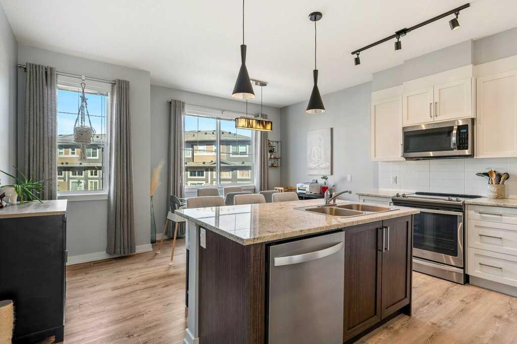 Fifth View of 247 Sage Hill Grove NW, Sage Hill, Calgary, Alberta, T3R 0Z8