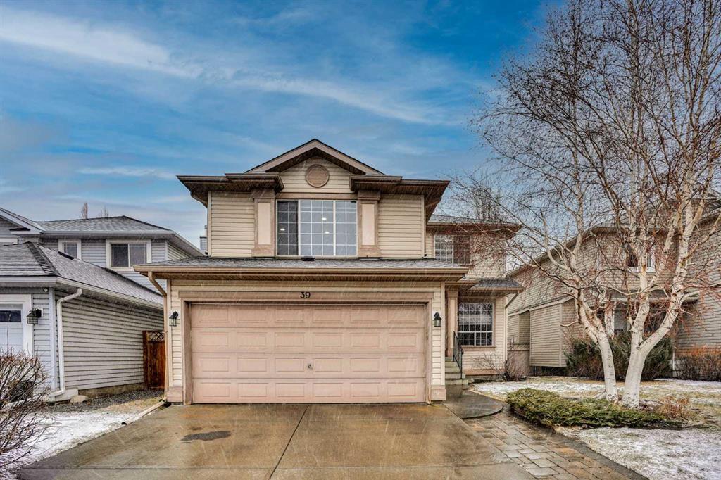 Second View of 39 Douglasview Road SE, Douglasdale/Glen, Calgary, Alberta, T2Z 2S8