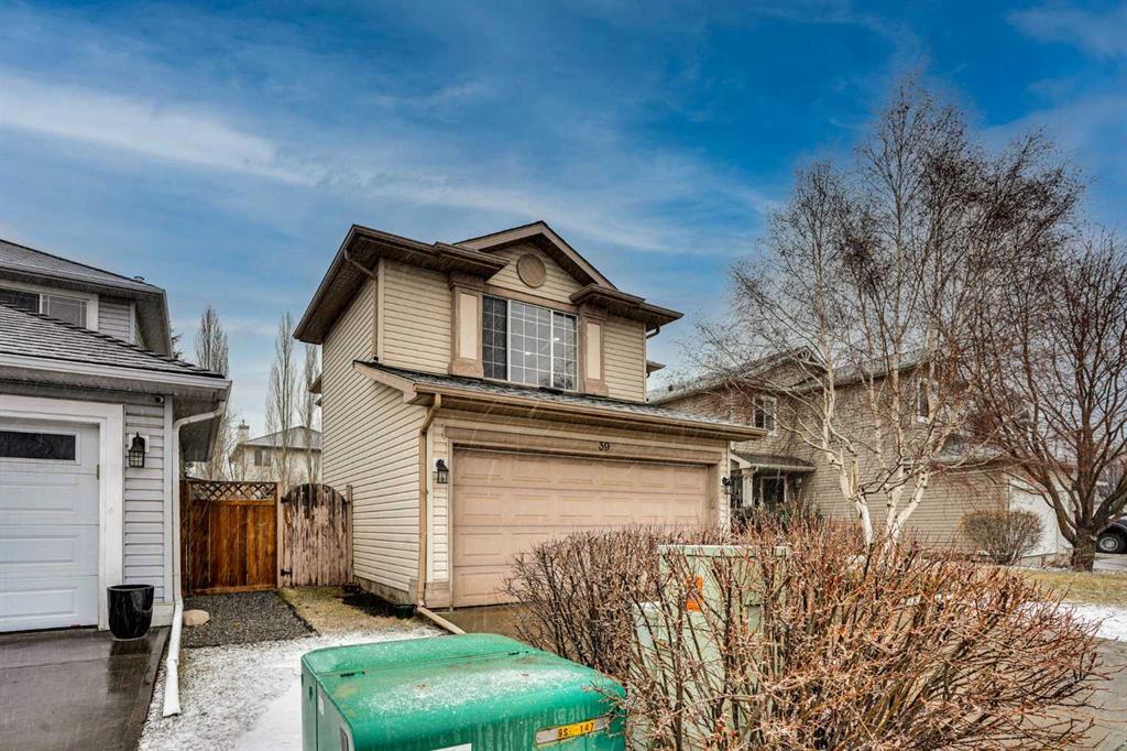 Third View of 39 Douglasview Road SE, Douglasdale/Glen, Calgary, Alberta, T2Z 2S8