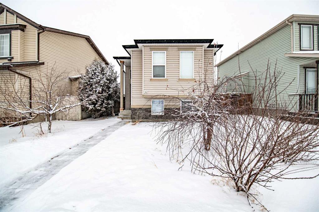 Fourth View of 42 Johns Street , Johnstone Park, Red Deer, Alberta, T4P 4C8
