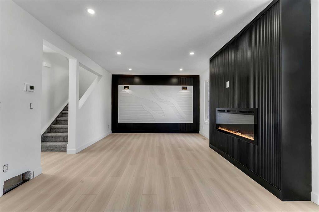 Fifth View of 62 Deer Ridge Way SE, Deer Ridge, Calgary, Alberta, T2J 5Y6