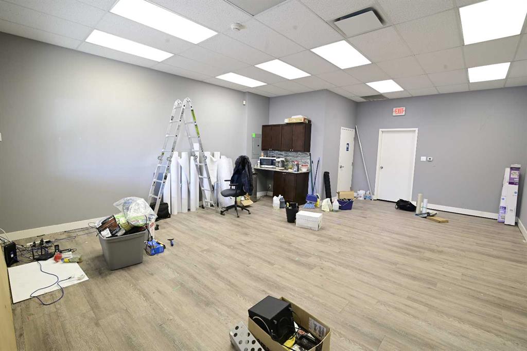 Fifth View of 12, 2110 41 Avenue NE, McCall, Calgary, Alberta, T2E 8Z7