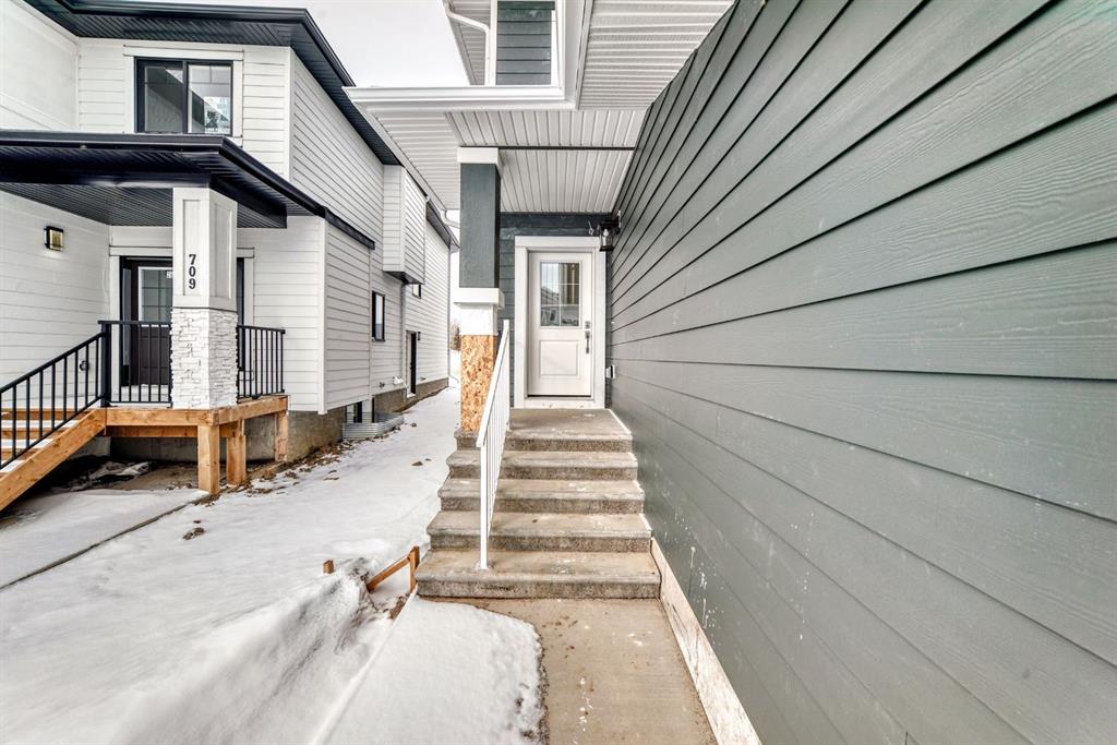 Fifth View of 707 Mandalay Avenue , NONE, Carstairs, Alberta, T0M 0N0