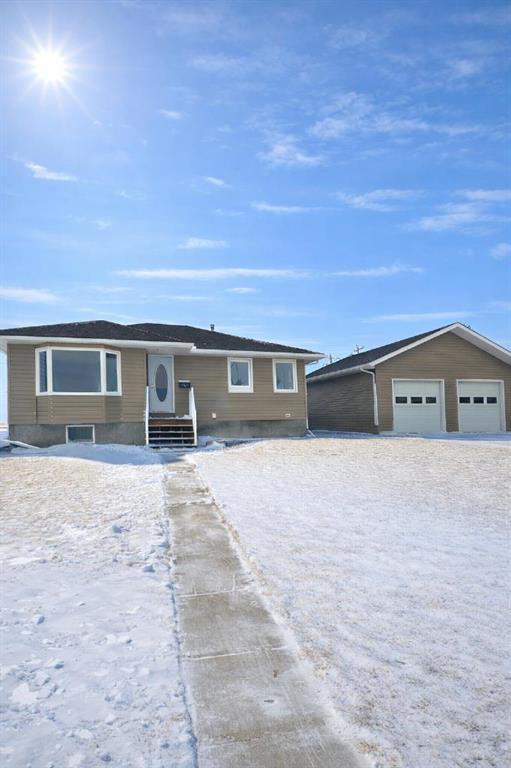 803 2 Avenue W, A2292573, Alberta,