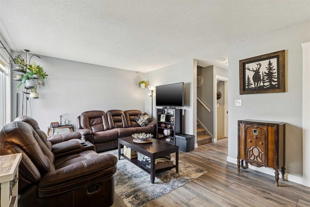 Fourth View of 113, 107 Elm Place , Downey Ridge, Okotoks, Alberta, T1S 1J1