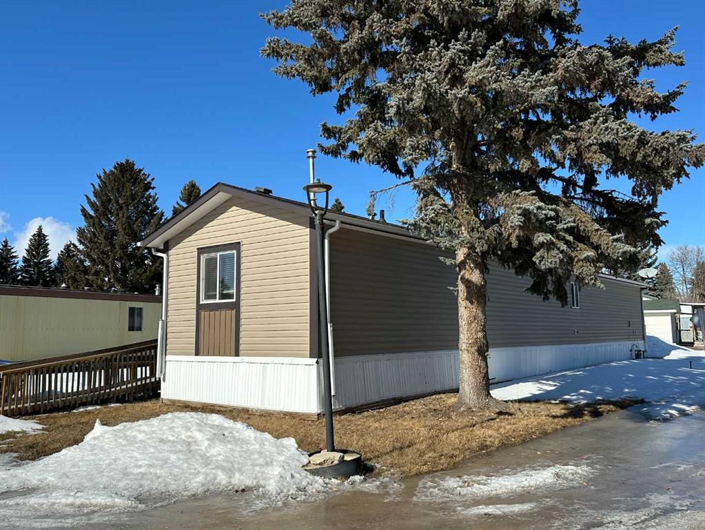 Second View of 53, 6205 54 Street , Poplar Grove Community, Ponoka, Alberta, T4J 1M5