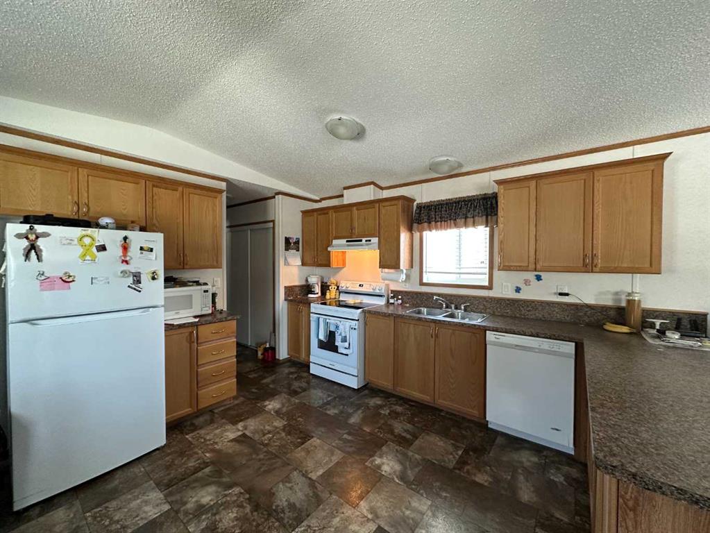 Fourth View of 53, 6205 54 Street , Poplar Grove Community, Ponoka, Alberta, T4J 1M5