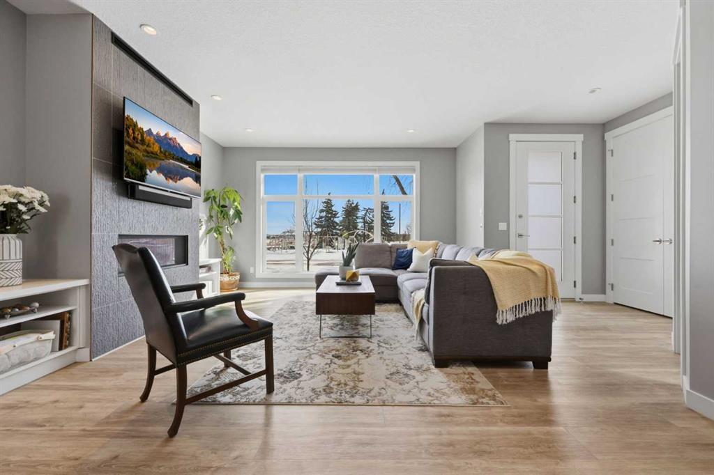 Third View of 2313 7 Street NE, Winston Heights/Mountview, Calgary, Alberta, T2E 4C7