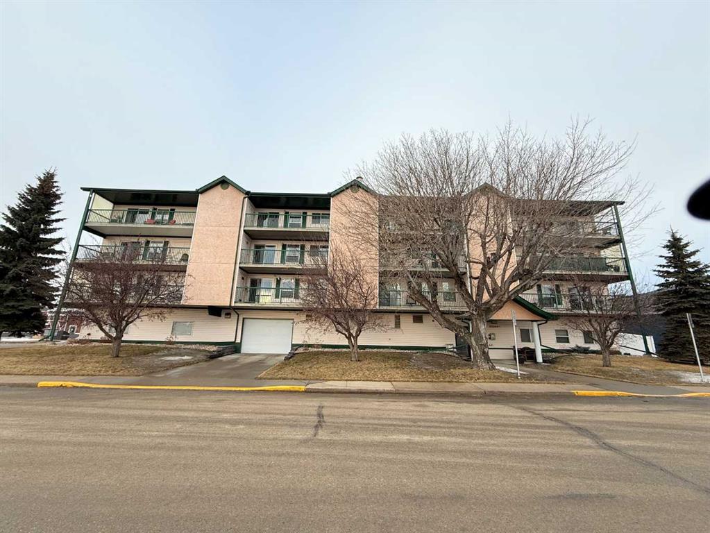 Second View of #302, 5102 48 Street , Downtown Lacombe, Lacombe, Alberta, T4L 2J4