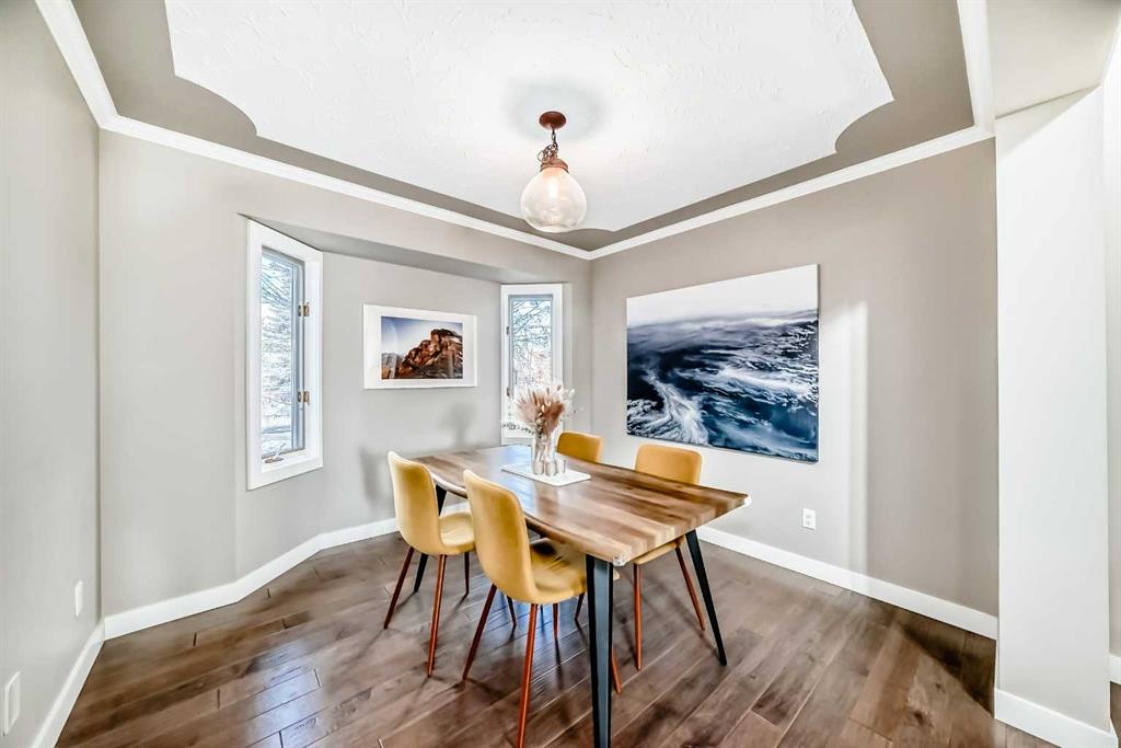 Fifth View of 152 Wood Valley Rise SW, Woodbine, Calgary, Alberta, T2W 5T2