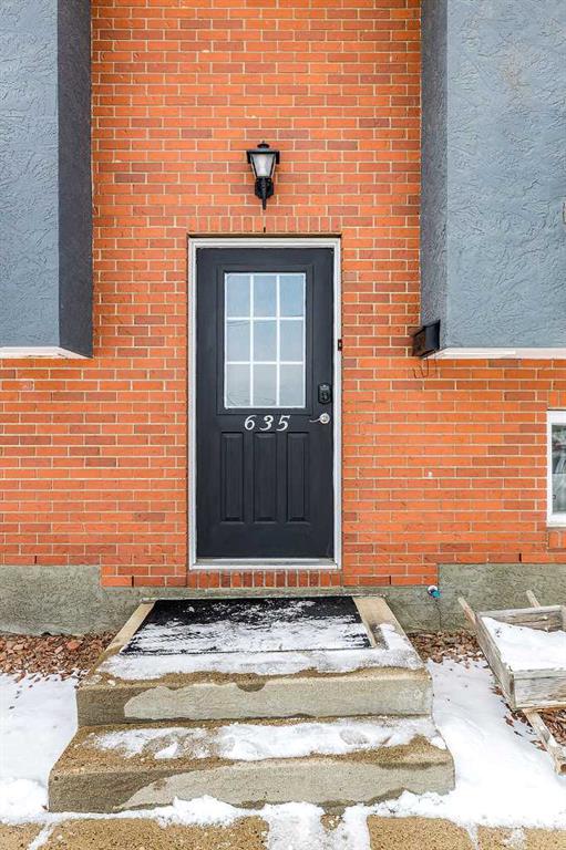 Fourth View of 635 5 Street SE, SE Hill, Medicine Hat, Alberta, T1A0N4