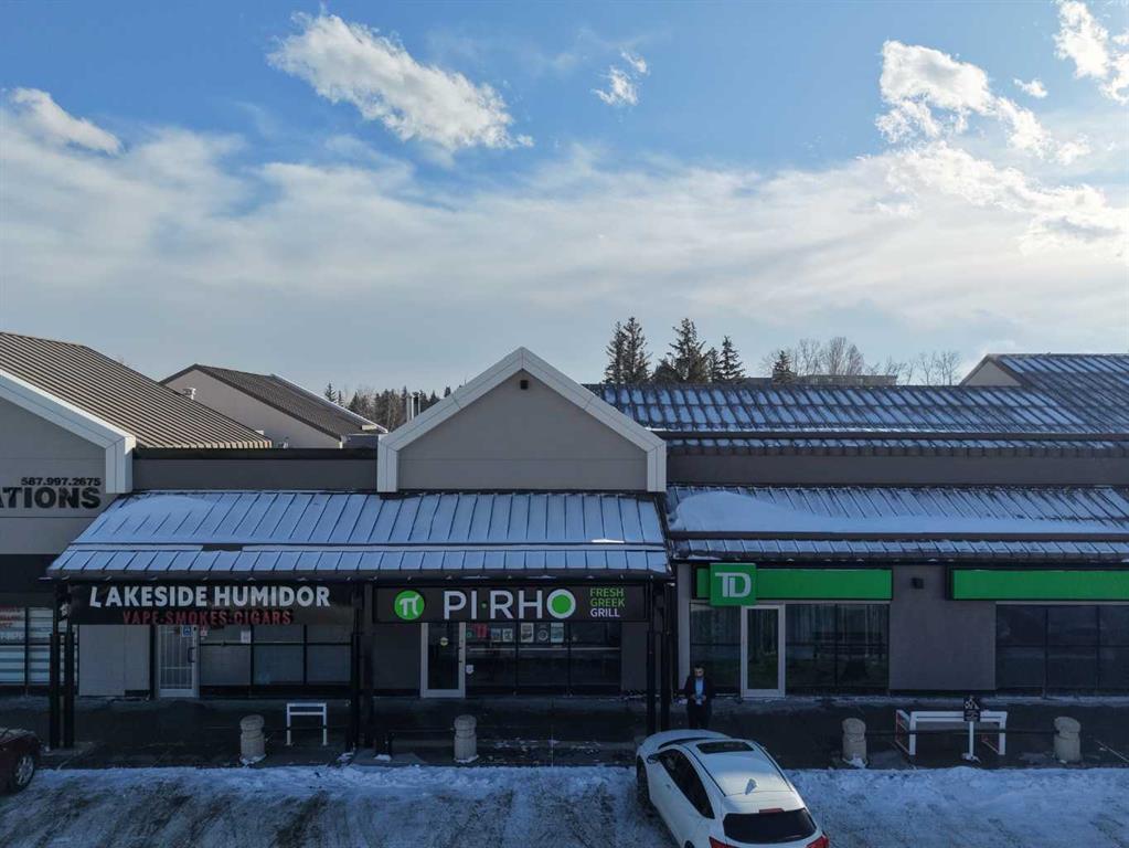 Third View of 1600 90 Avenue SW, Bayview, Calgary, Alberta, T2V 5A8