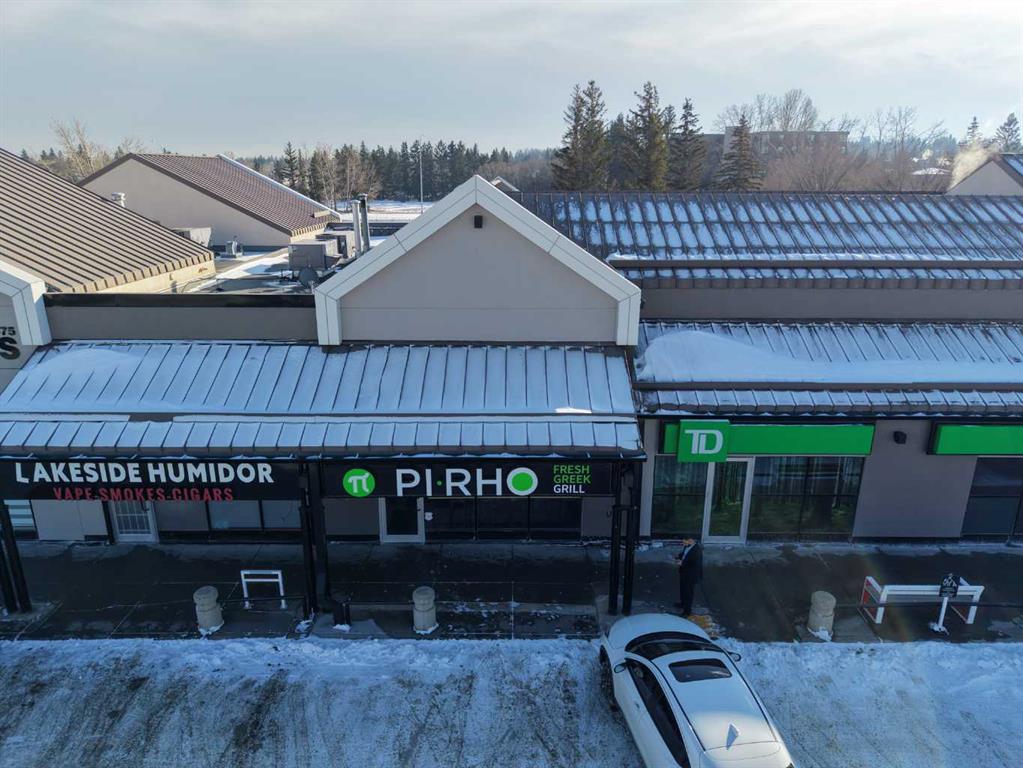 Fourth View of 1600 90 Avenue SW, Bayview, Calgary, Alberta, T2V 5A8