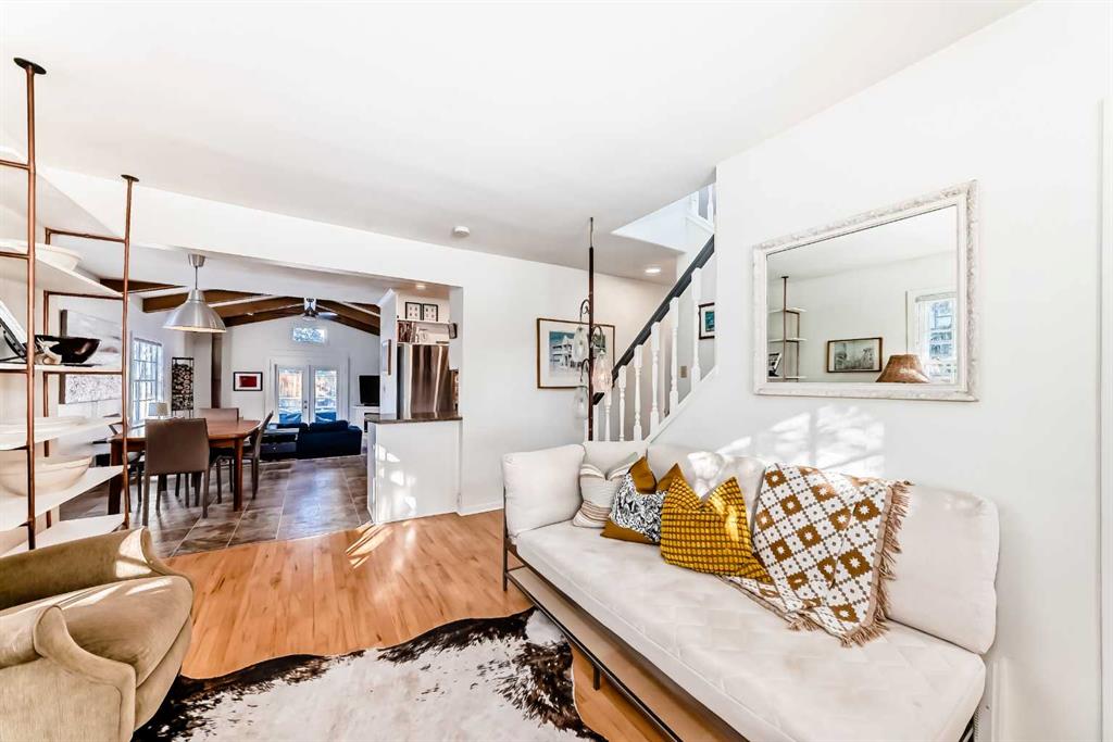 Third View of 530 18A Street NW, West Hillhurst, Calgary, Alberta, T2N 2H2