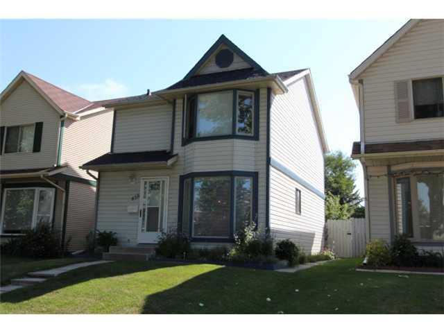 Third View of 856 Queensland Drive SE, Queensland, Calgary, Alberta, T2J 6J4