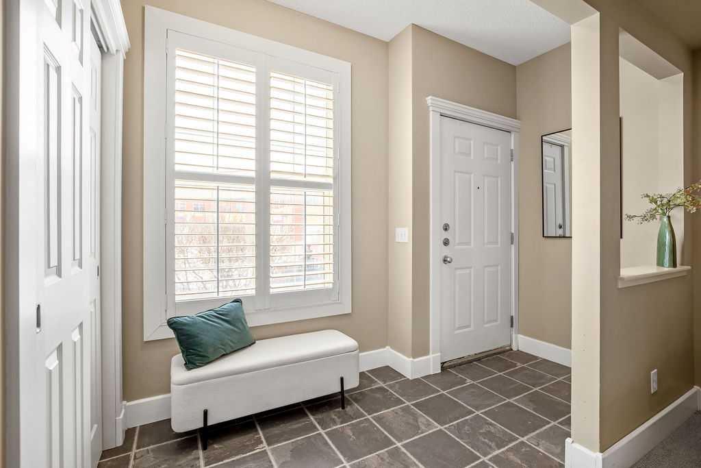 Third View of 15, 27 Springborough Boulevard SW, Springbank Hill, Calgary, Alberta, T3H 5V7