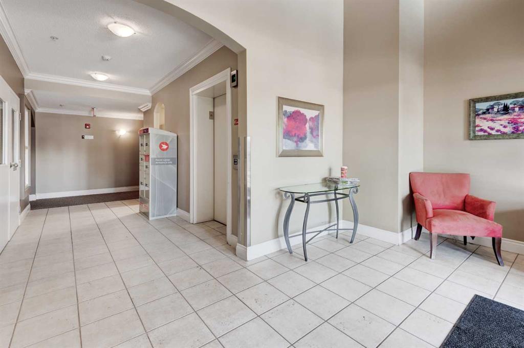 Fourth View of 207, 11170 30 Street SW, Cedarbrae, Calgary, Alberta, T2W 6J2