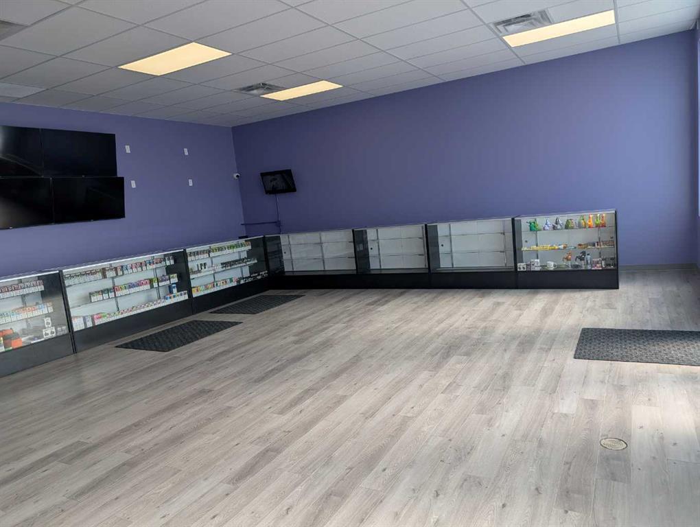 Fourth View of 306, 4979 Southlands Drive SE, Southland, Medicine Hat, Alberta, T1B 0T8