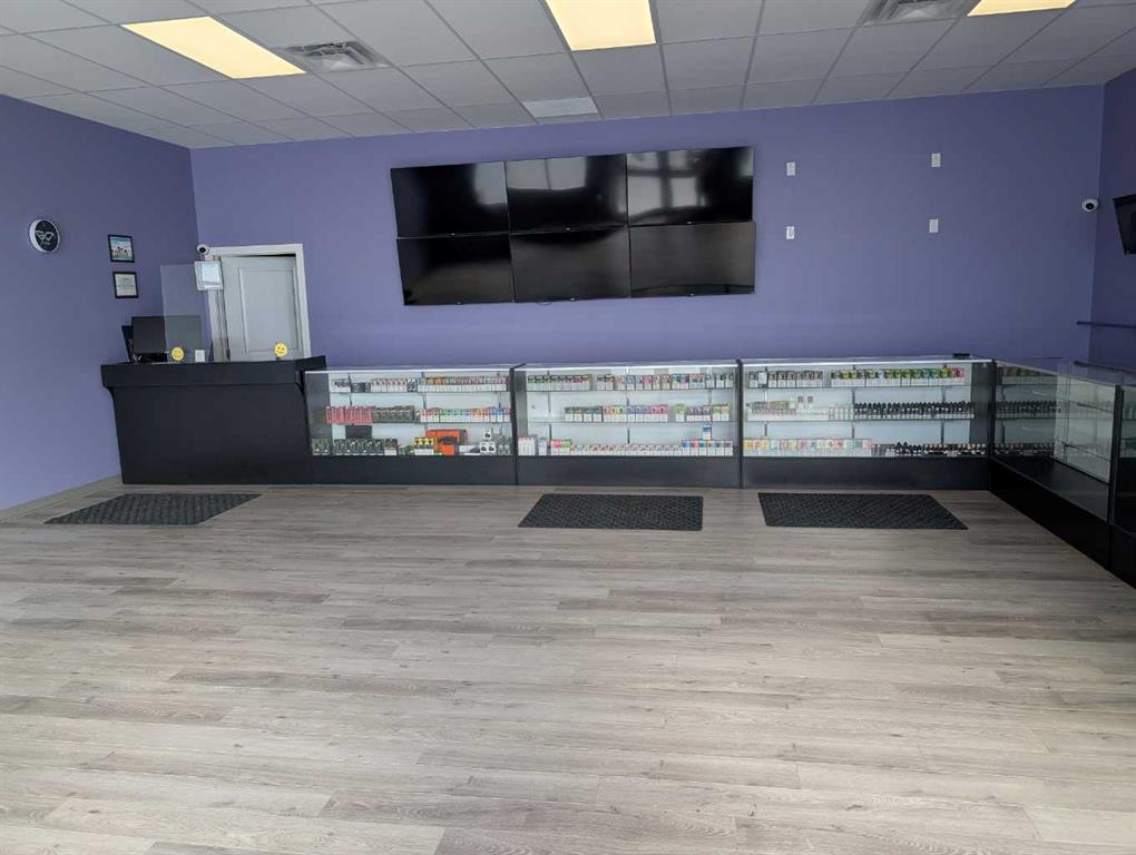 Fifth View of 306, 4979 Southlands Drive SE, Southland, Medicine Hat, Alberta, T1B 0T8