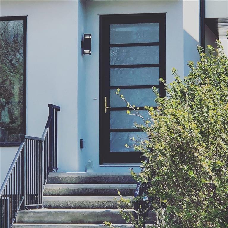 Third View of 3528 3 Street NW, Highland Park, Calgary, Alberta, T2K 0Z6