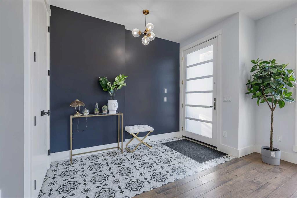 Fourth View of 3528 3 Street NW, Highland Park, Calgary, Alberta, T2K 0Z6