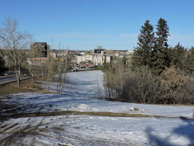 Third View of 3731 50 Avenue , Waskasoo, Red Deer, Alberta, T4N 1V9