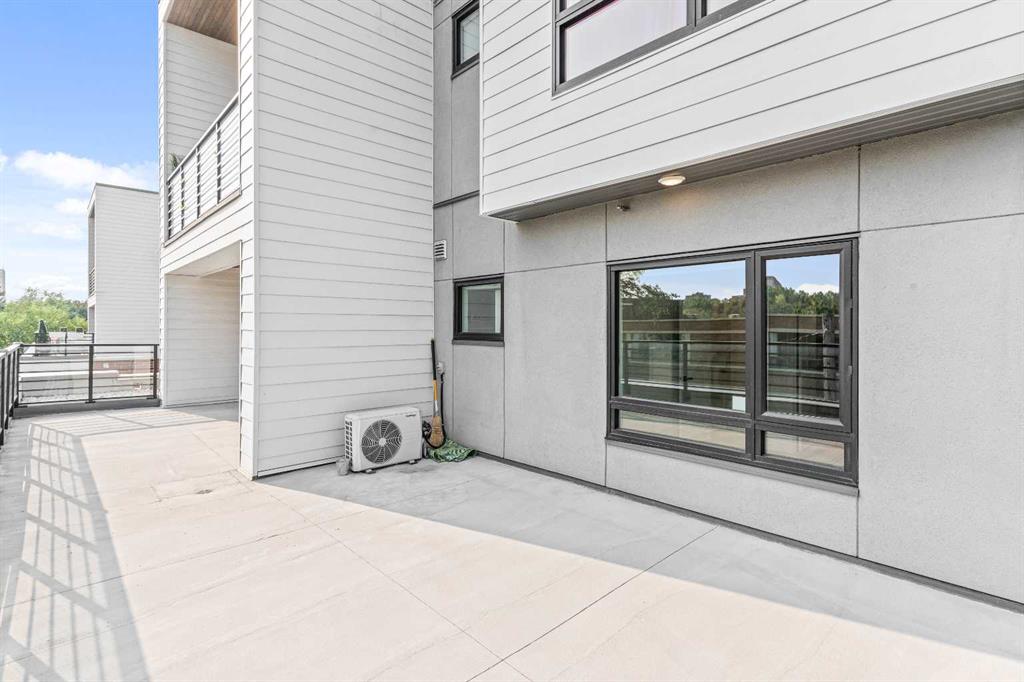 Fourth View of 319, 120 18 Avenue SW, Mission, Calgary, Alberta, T2S3H5