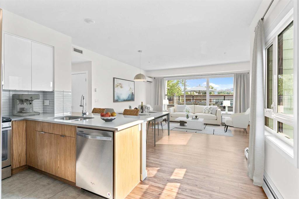 Fifth View of 319, 120 18 Avenue SW, Mission, Calgary, Alberta, T2S3H5