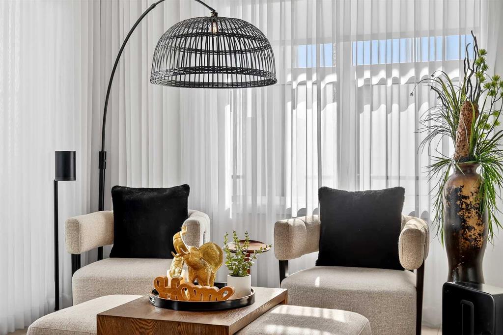 Fifth View of 102, 255 Les Jardins Park SE, Douglasdale/Glen, Calgary, Alberta, T2C 5W9